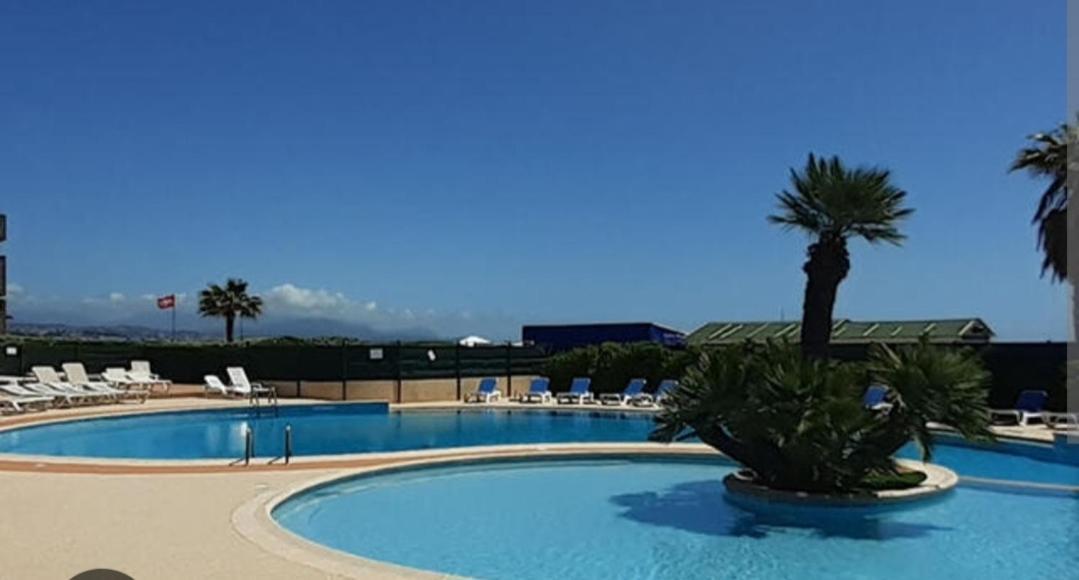 Charmant Studio Villeneuve-Loubet Ngoại thất bức ảnh