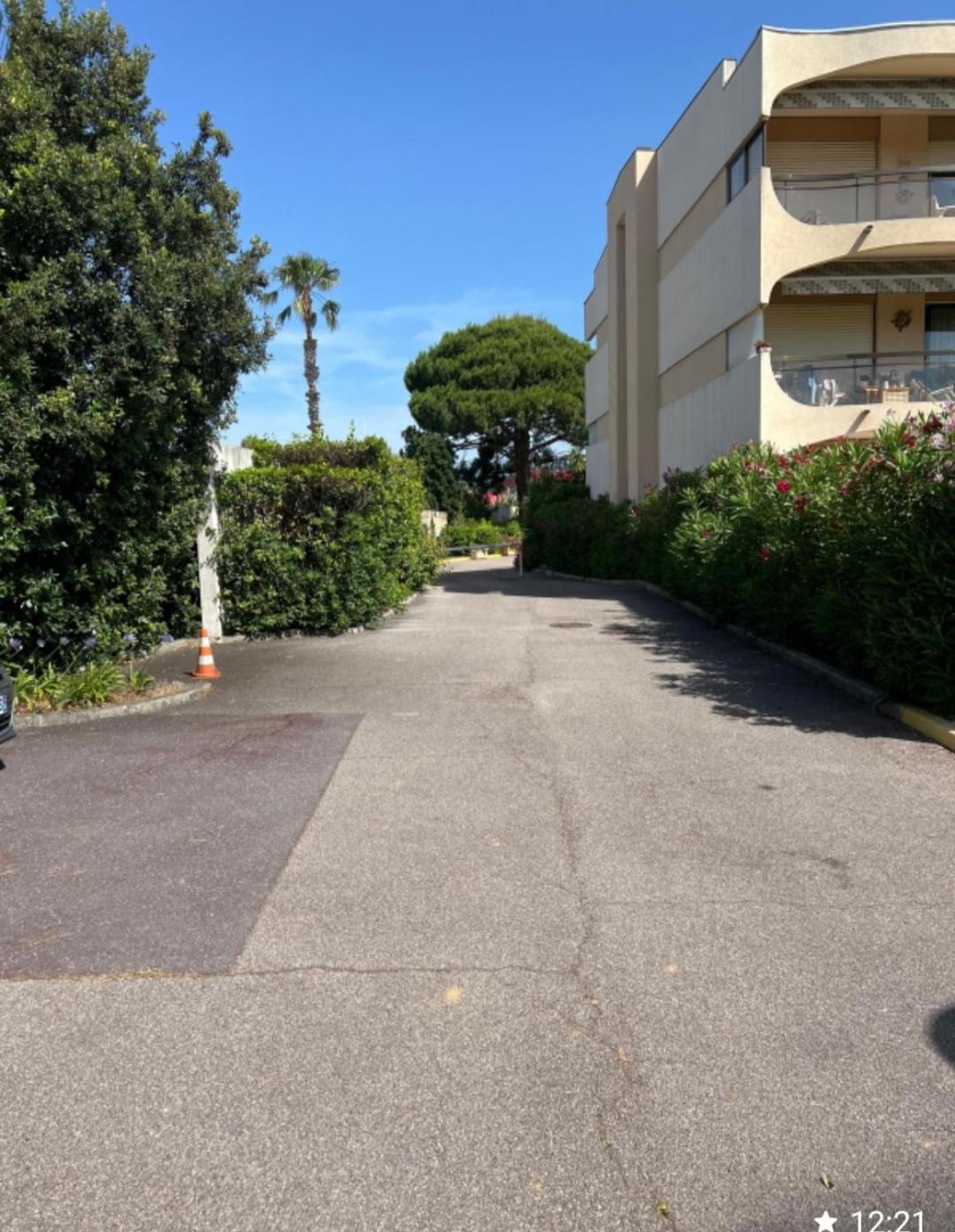 Charmant Studio Villeneuve-Loubet Ngoại thất bức ảnh
