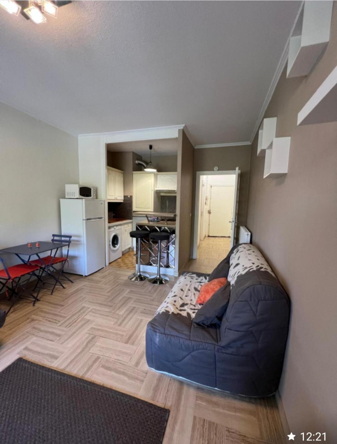 Charmant Studio Villeneuve-Loubet Ngoại thất bức ảnh